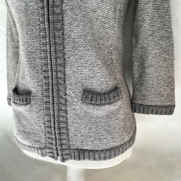 Ann Taylor Gray & White Wool Tweed Zip Front Crop Jacket Size Small - Picture 8 of 11